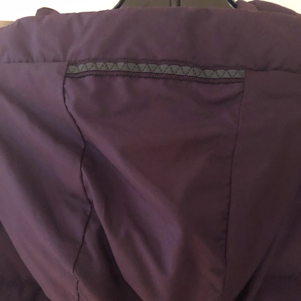 Lululemon Down Pullover Jacket Sz 4 - image 6